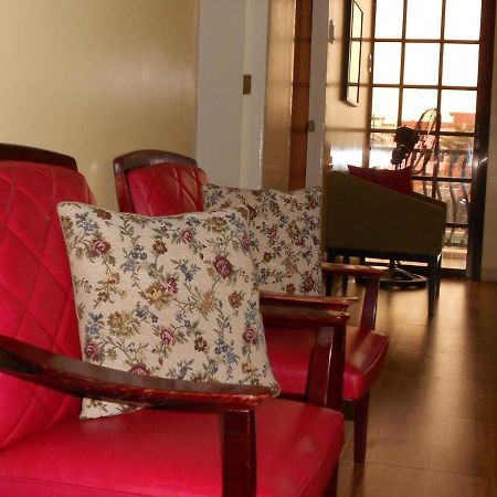 The Saint Joseph Residential Suites Lucena Esterno foto