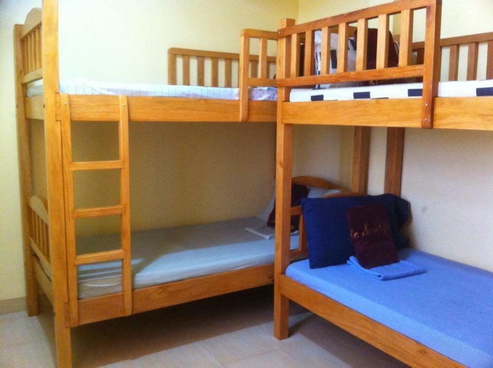 The Saint Joseph Residential Suites Lucena Esterno foto